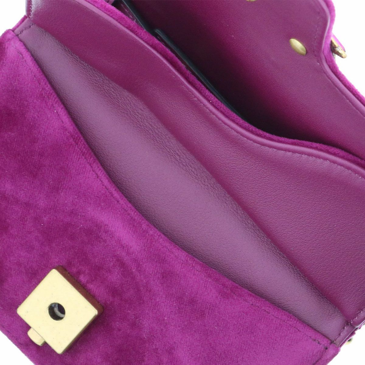 GUCCI グッチ ブロードウェイ 蜂 ビー BEE チェーンショルダーバッグ ショルダーバッグ 489218 ベロア ベルベット パープル  レディース【中古】 GUCCI グッチ ブロードウェイ 蜂 ビー BEE チェーンショルダーバッグ