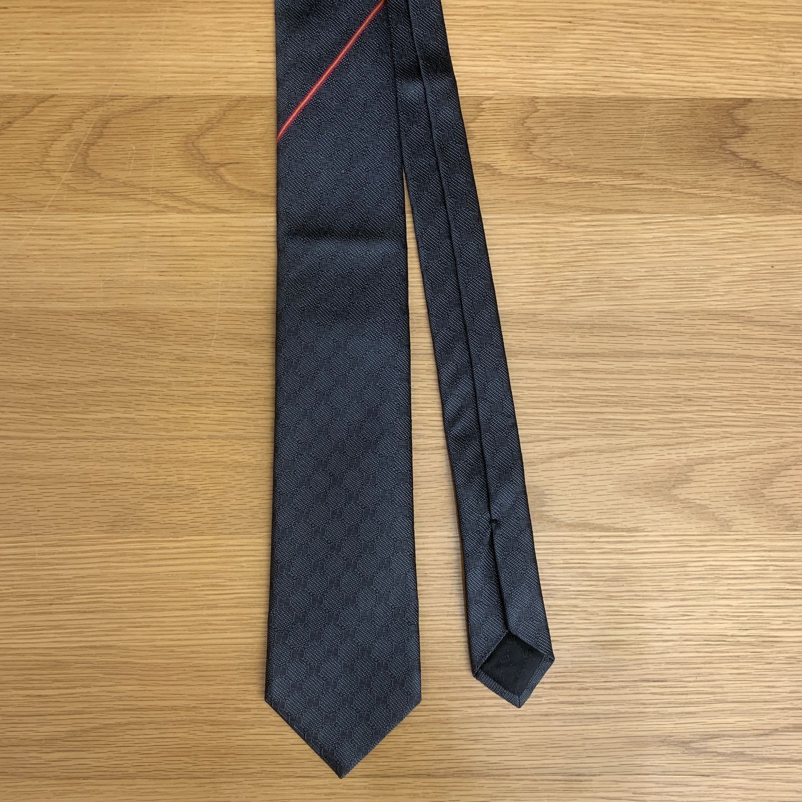 極美品 GUCCI グッチ ネクタイ GGパターン ビー（蜂） シルクジャ
