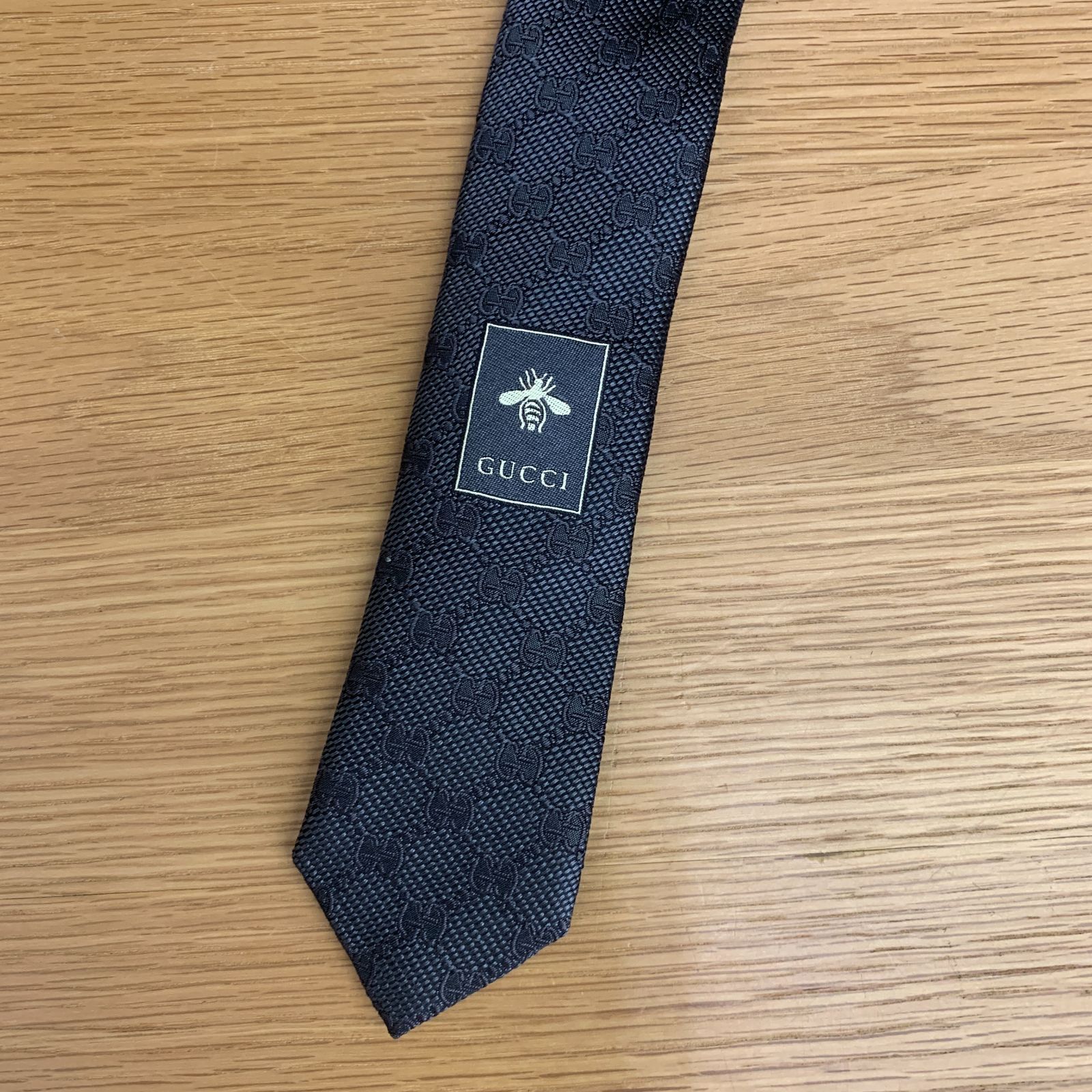 極美品 GUCCI グッチ ネクタイ GGパターン ビー（蜂） シルクジャ