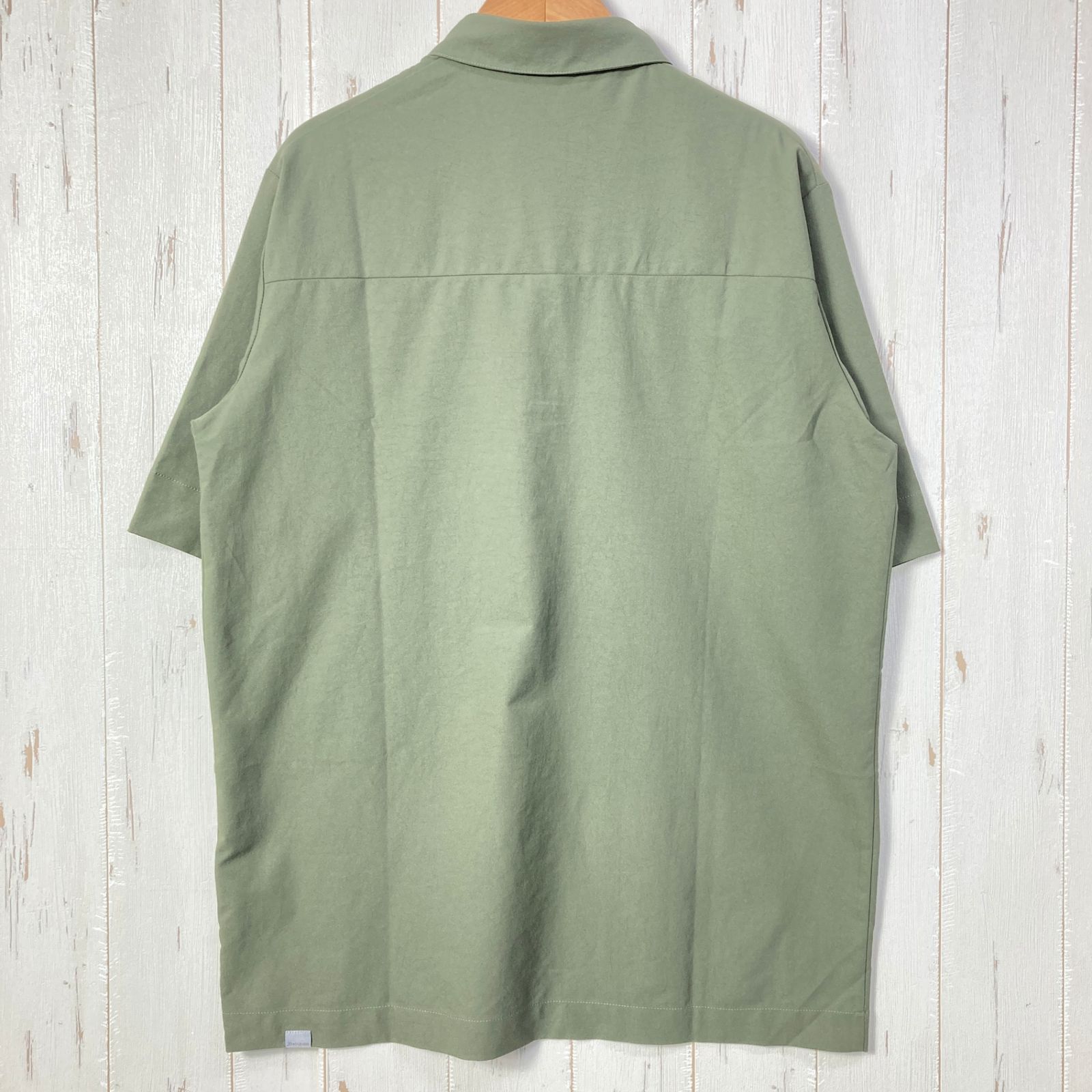 美品 Houdini Cosmo Shirt コスモシャツ セージグリーン L HOUDINI（フーディニ） コスモ シャツ / メンズ 半袖 速乾 軽量