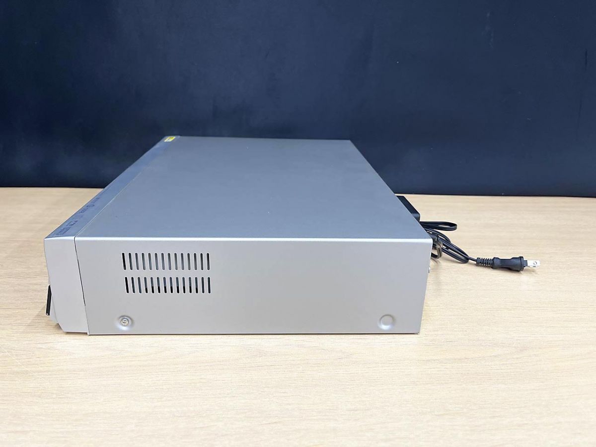 現状品】 TOSHIBA 東芝 VHS DVDビデオレコーダー リモコン付 D-VR5