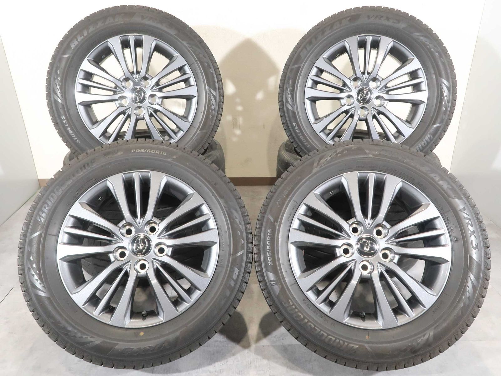 4本 トヨタ ノア ヴォクシー 90系 純正 16インチ 6J +40 5H 114.3