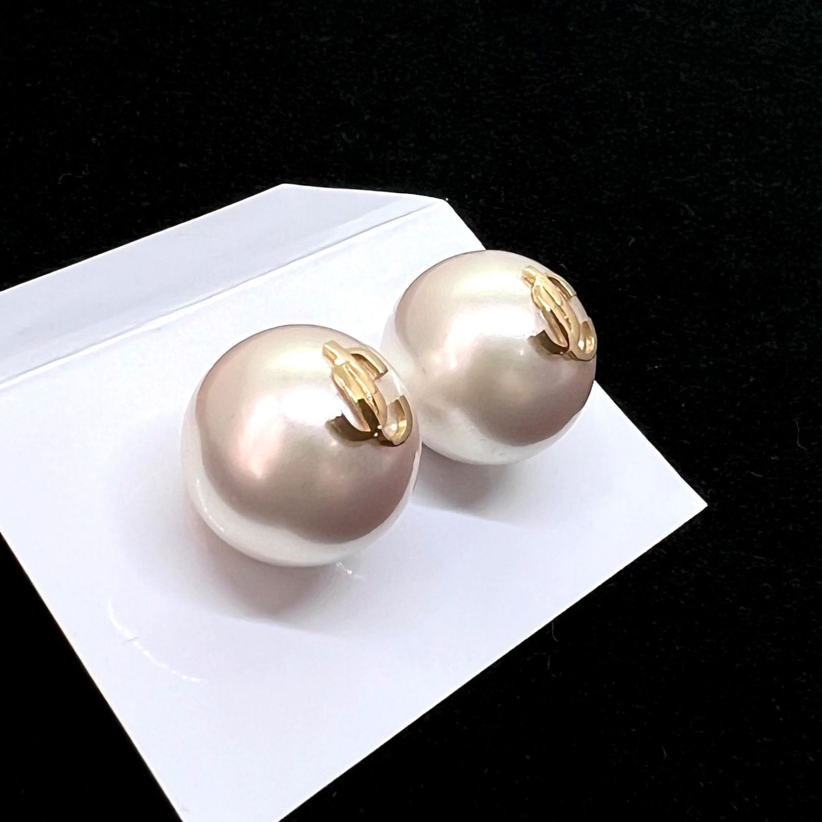 美品☆ JIMMY CHOO ジミーチュウ ピアス JC パール ロゴ スタッズ 