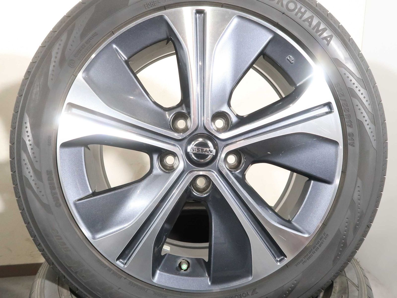 日産 キックス 純正ホイール 17インチ 4本セット 205/55R17 日産 キックス 純正ホイール 17インチ 4本セット 205/55R17
