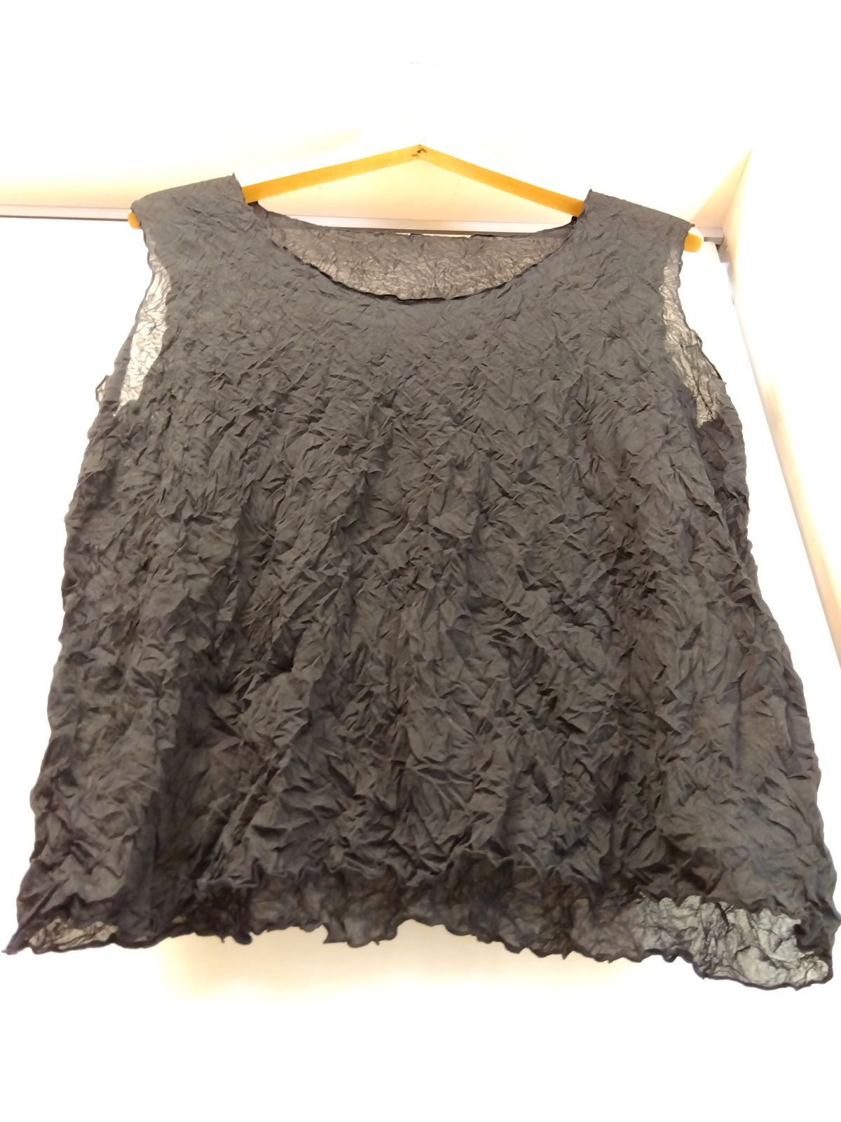 M7 イッセイミヤケ ISSEY MIYAKE トップス Mサイズ ブラック 黒 シワ 