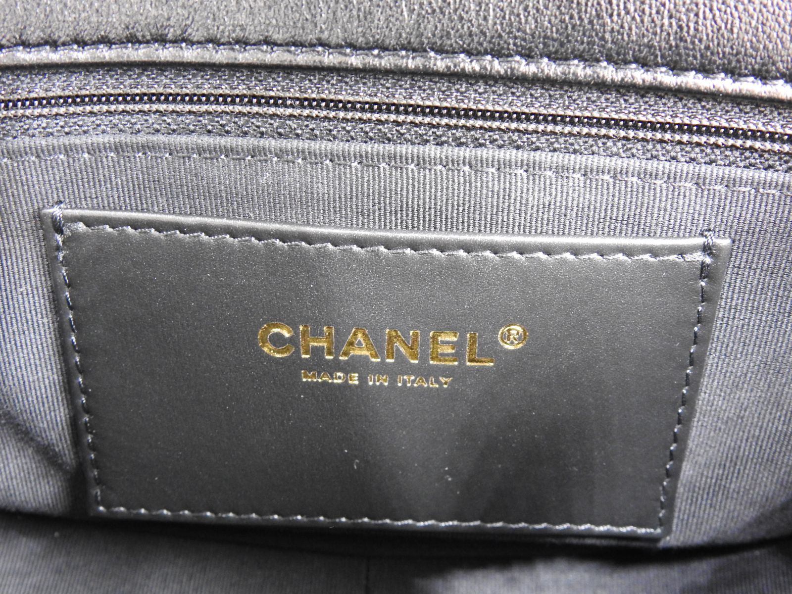 シャネル マトラッセ チェーン ショルダーバッグ ラムスキン ブラック ゴールド金具 AS4740 シャネル マトラッセ チェーン ショルダーバッグ ラムスキン ブラック