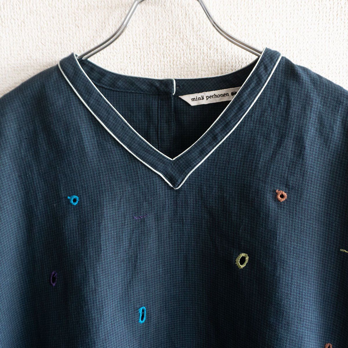 【極美品】mina perhonen【sunny hole ブラウス】38 ミナペルホネン 26040608 極美品】mina perhonen【sunny hole ブラウス】38 ミナペルホネン