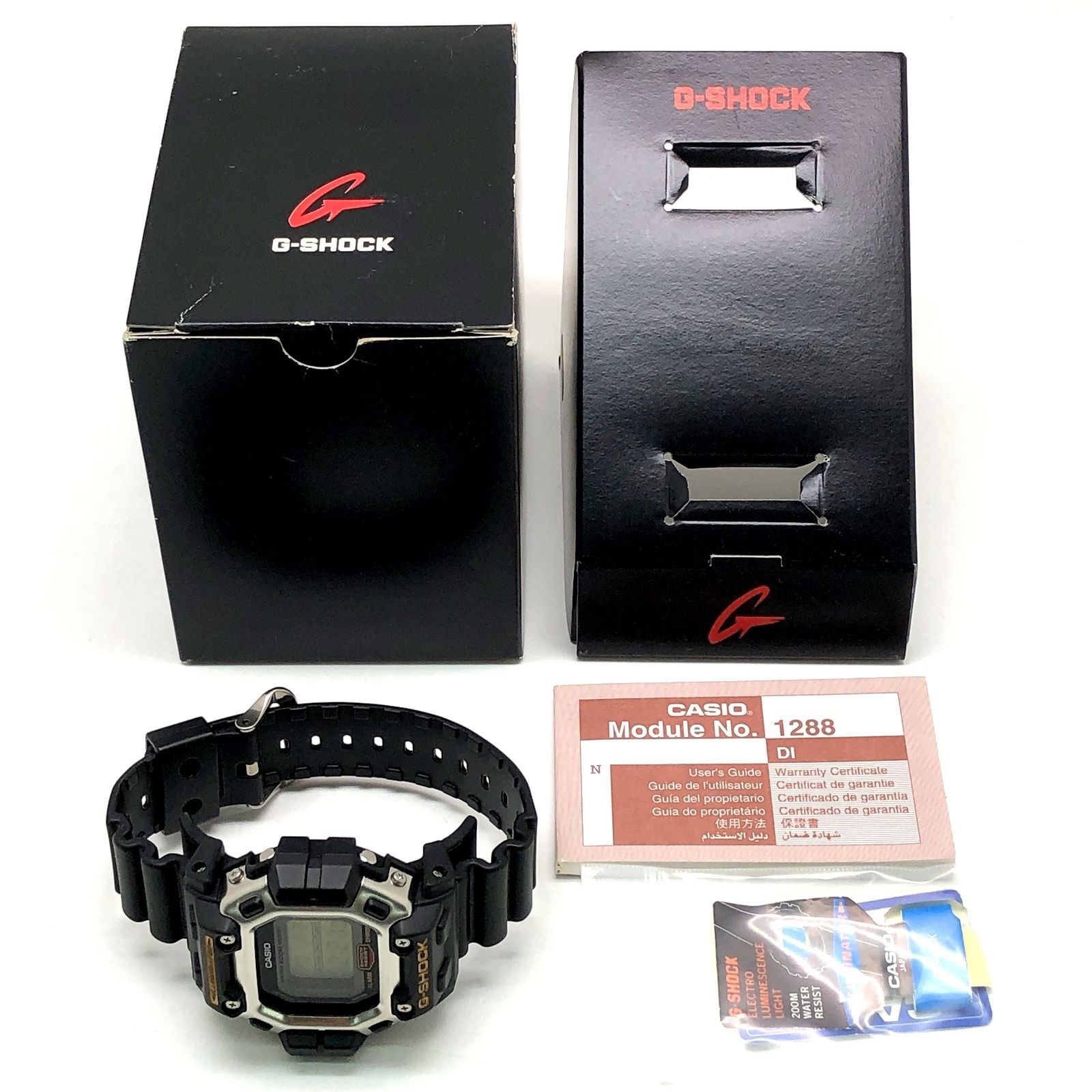 G-SHOCK インラインホッキー 2代目 ガンダム 海外 DW-8300D-1