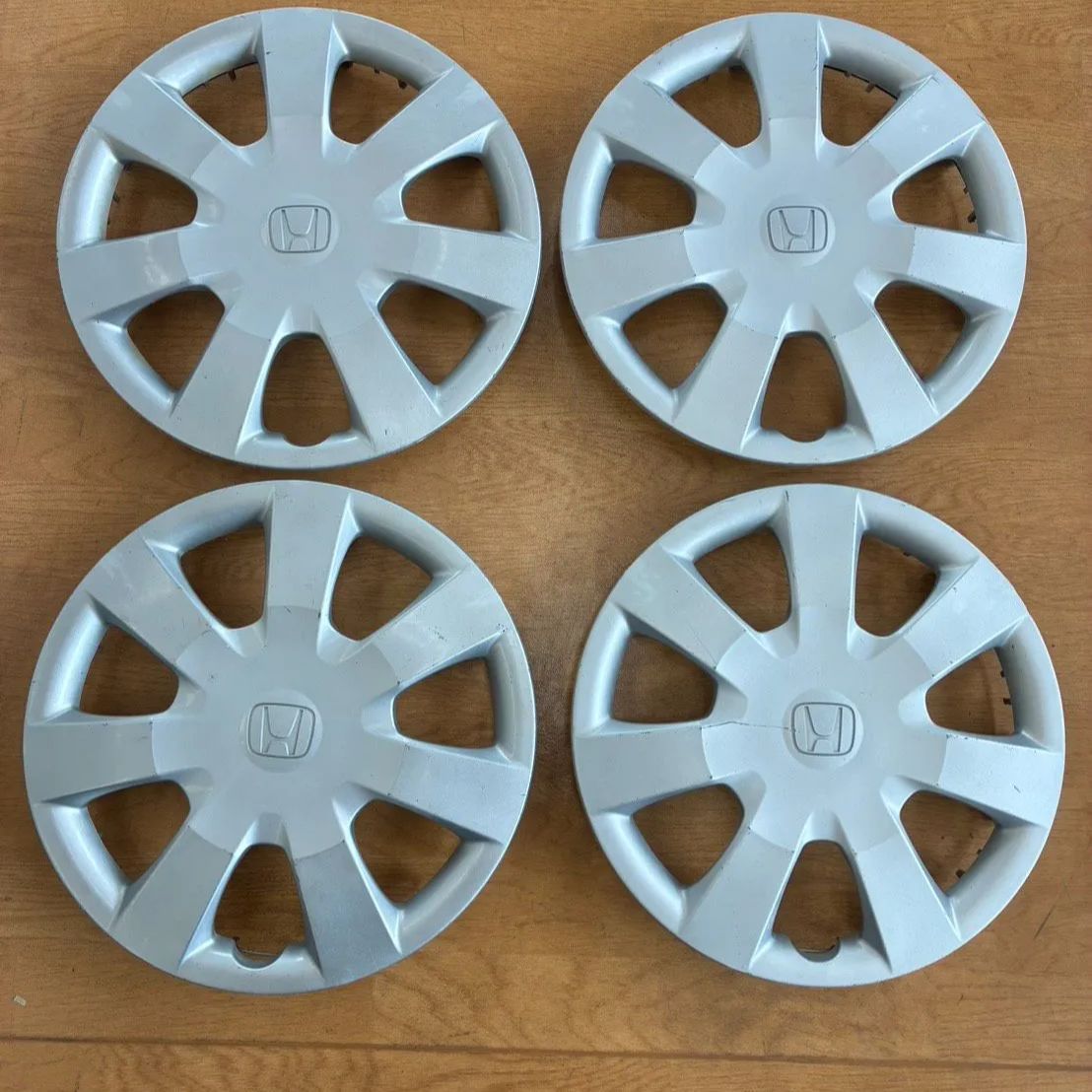 ホンダ N－BOX 純正ホイールキャップ 13インチ 4枚セット 