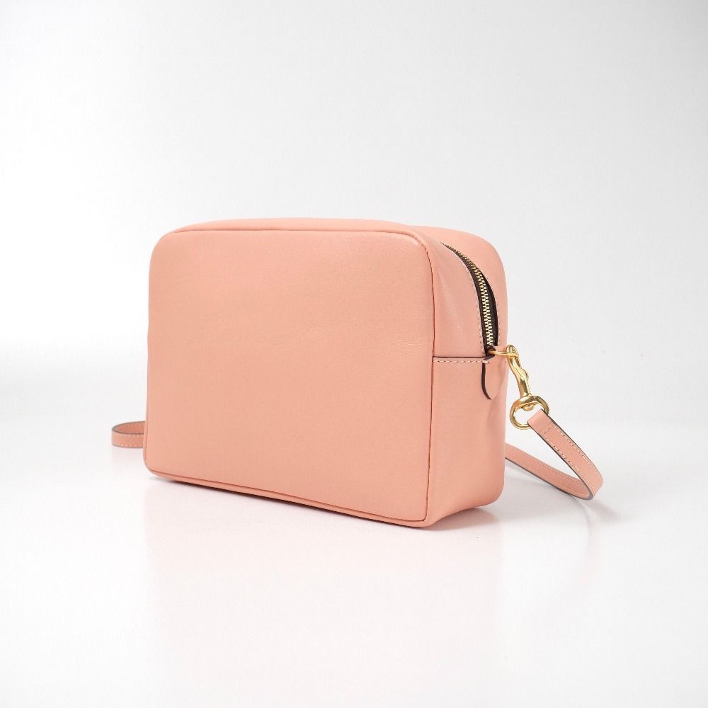 ■美品■J&amp;M Davidson ジェイアンドエムデヴィッドソン GABBY ギャビー ショルダーバッグ スクエア ミニバッグ 鞄 ブランド古着【中古】20260424/RA8809 □美品□J&M Davidson ジェイアンドエムデヴィッドソン GABBY ギャビー