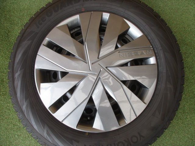 中古】 送料込み 日産純正スチール セレナ 205/65R16 スタッドレス