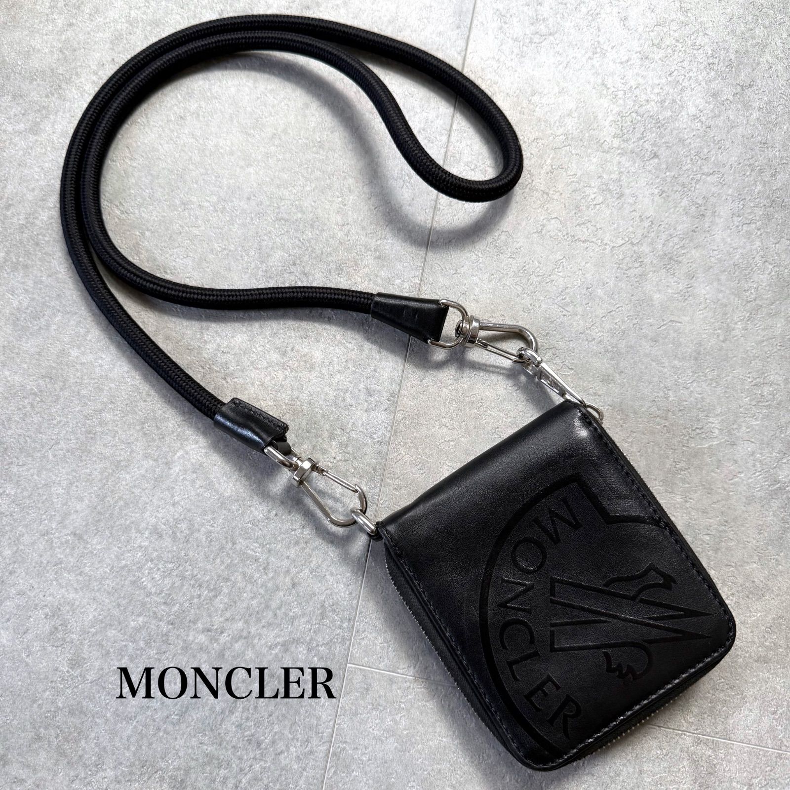 新品　Moncler　モンクレール　財布　コンパクトウォレット　黒　レザー MONCLER（モンクレール） Wallet With Strap コインケース ミニ財布