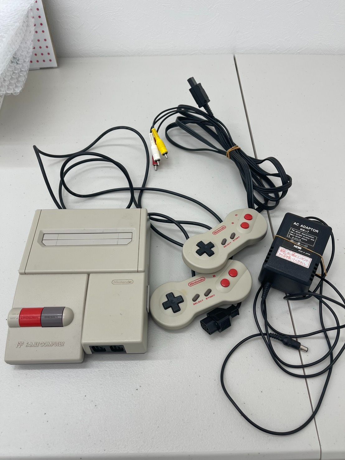 ニューファミコン 本体セット ニューファミコン 本体セット - メルカリ