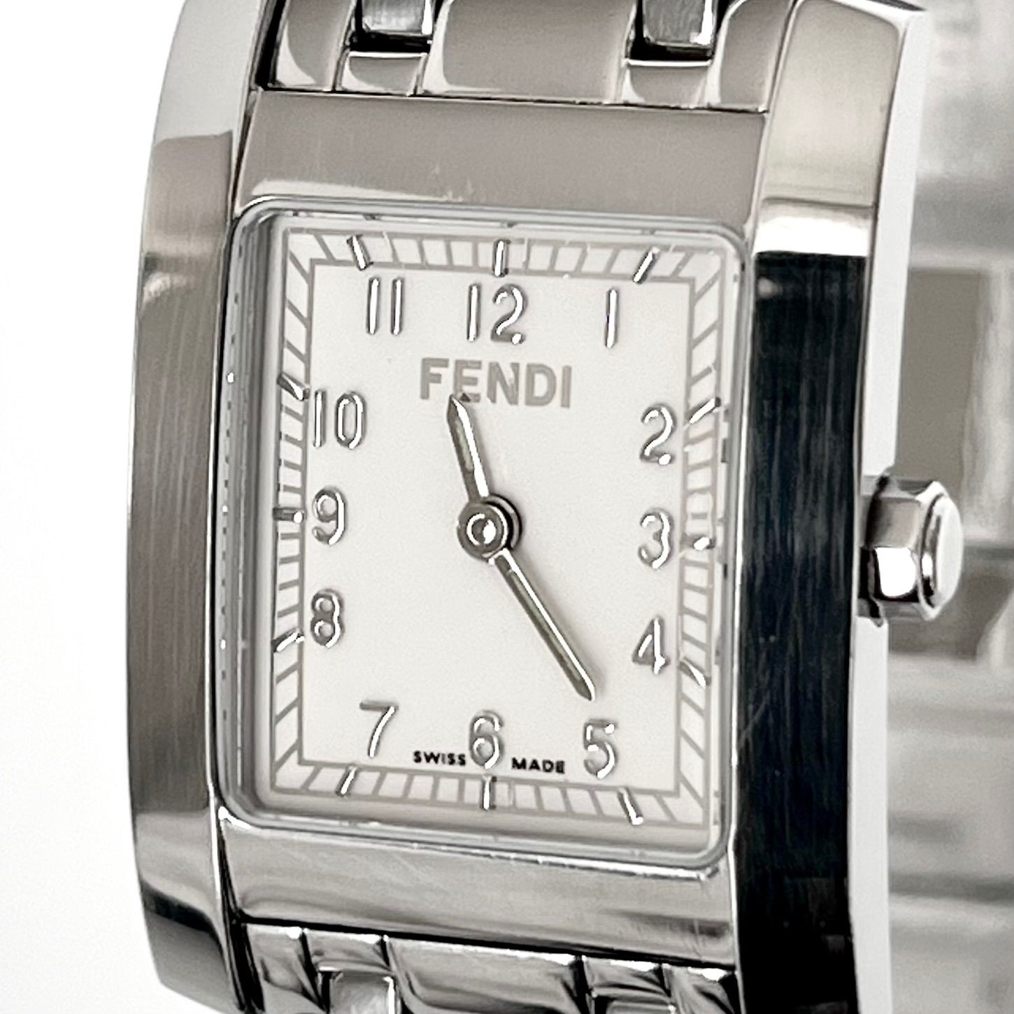 フェンディ 7000L レディース 腕時計 磨き済み 美品】FENDI 電池新品