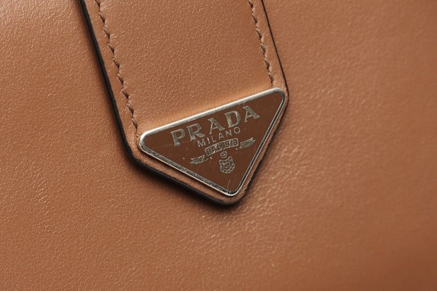 プラダ / PRADA シティ カーフ タブ 財布 / 二つ折り ウォレット