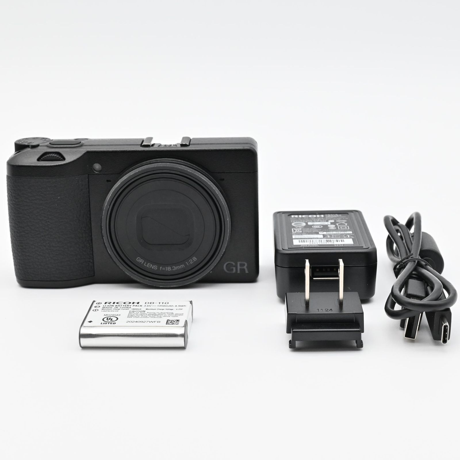 RICOH GR III  ショット数 4594回 RICOH GR III ショット数 4594回 - メルカリ