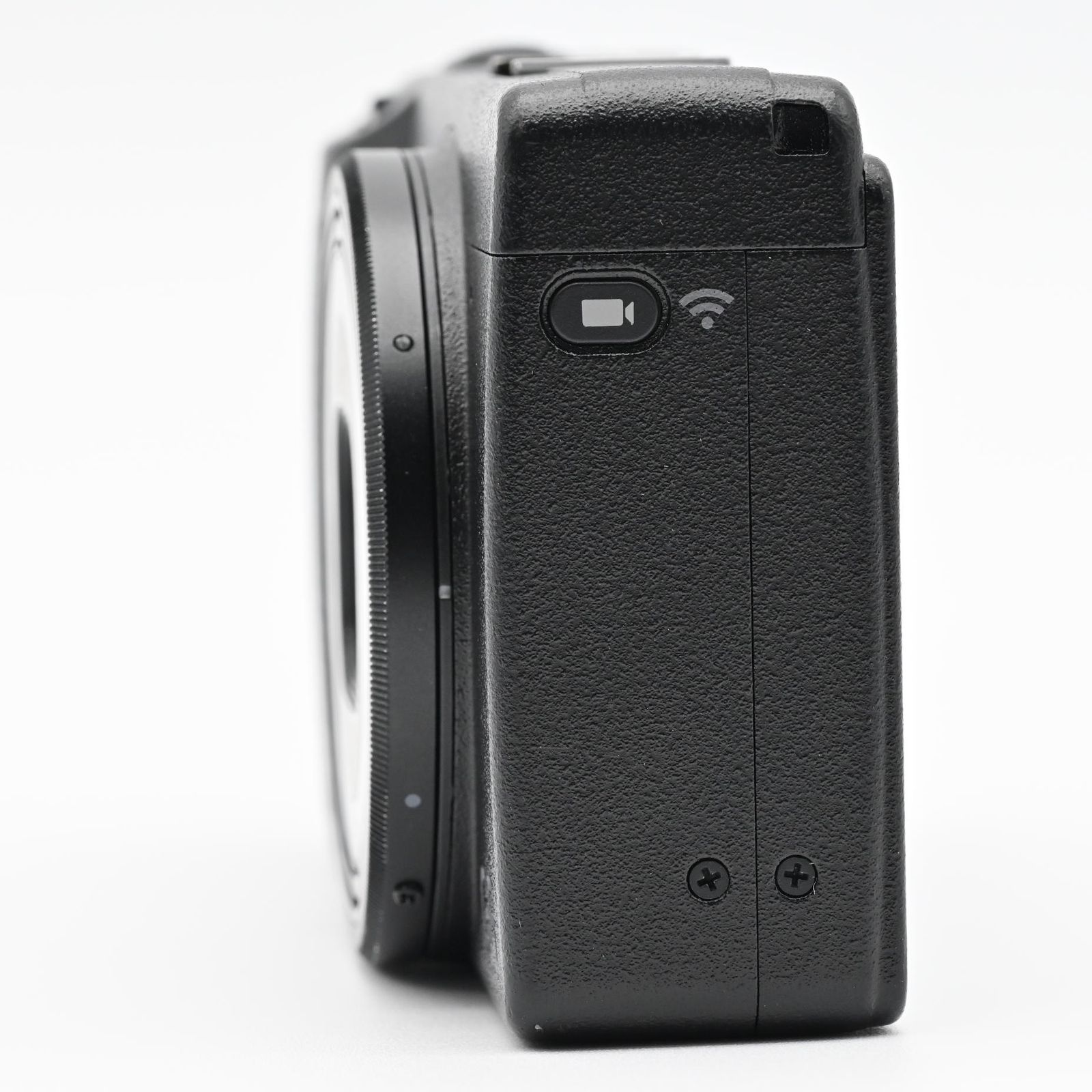 RICOH GR III  ショット数 4594回 RICOH GR III ショット数 4594回 - メルカリ