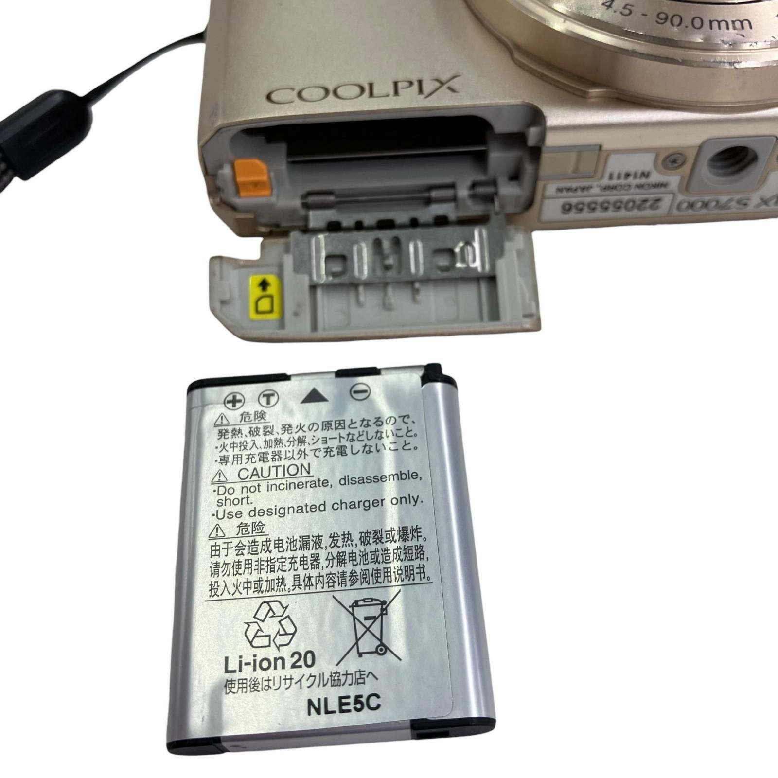 186000 ジャンク品 Nikon ニコン COOLPIX S7000 Nikkor 20x ZOOM 4.5