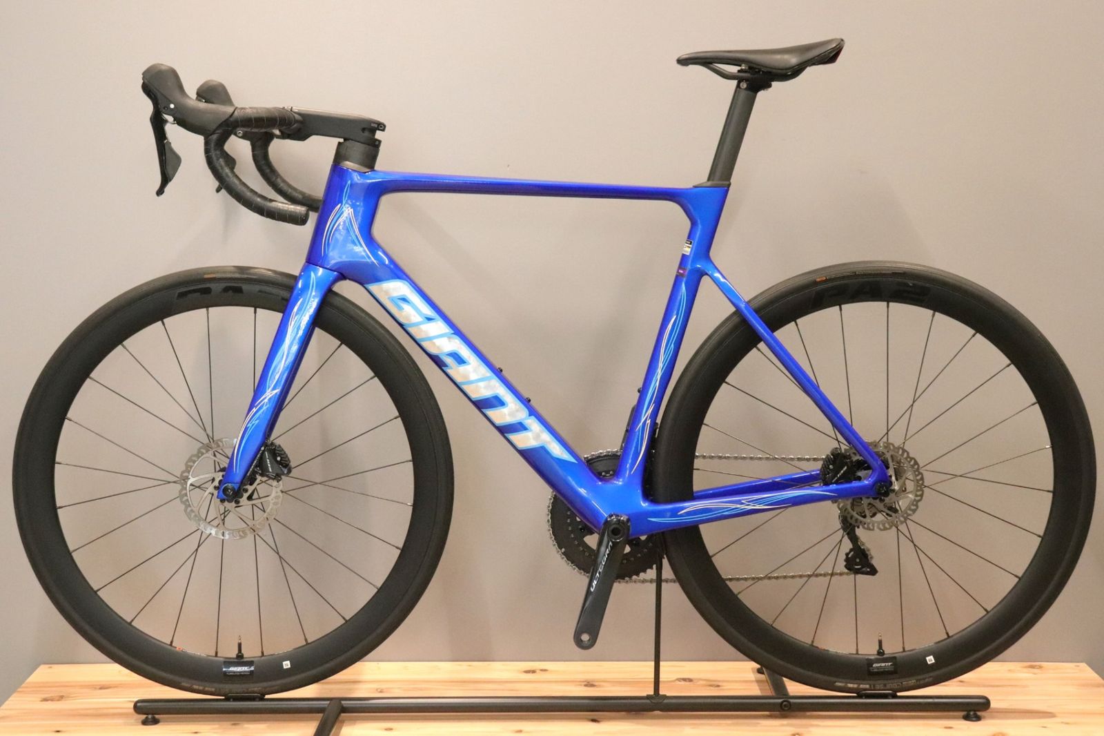 ジャイアント GIANT プロペル PROPEL ADVANCED 2 2023モデル MLサイズ