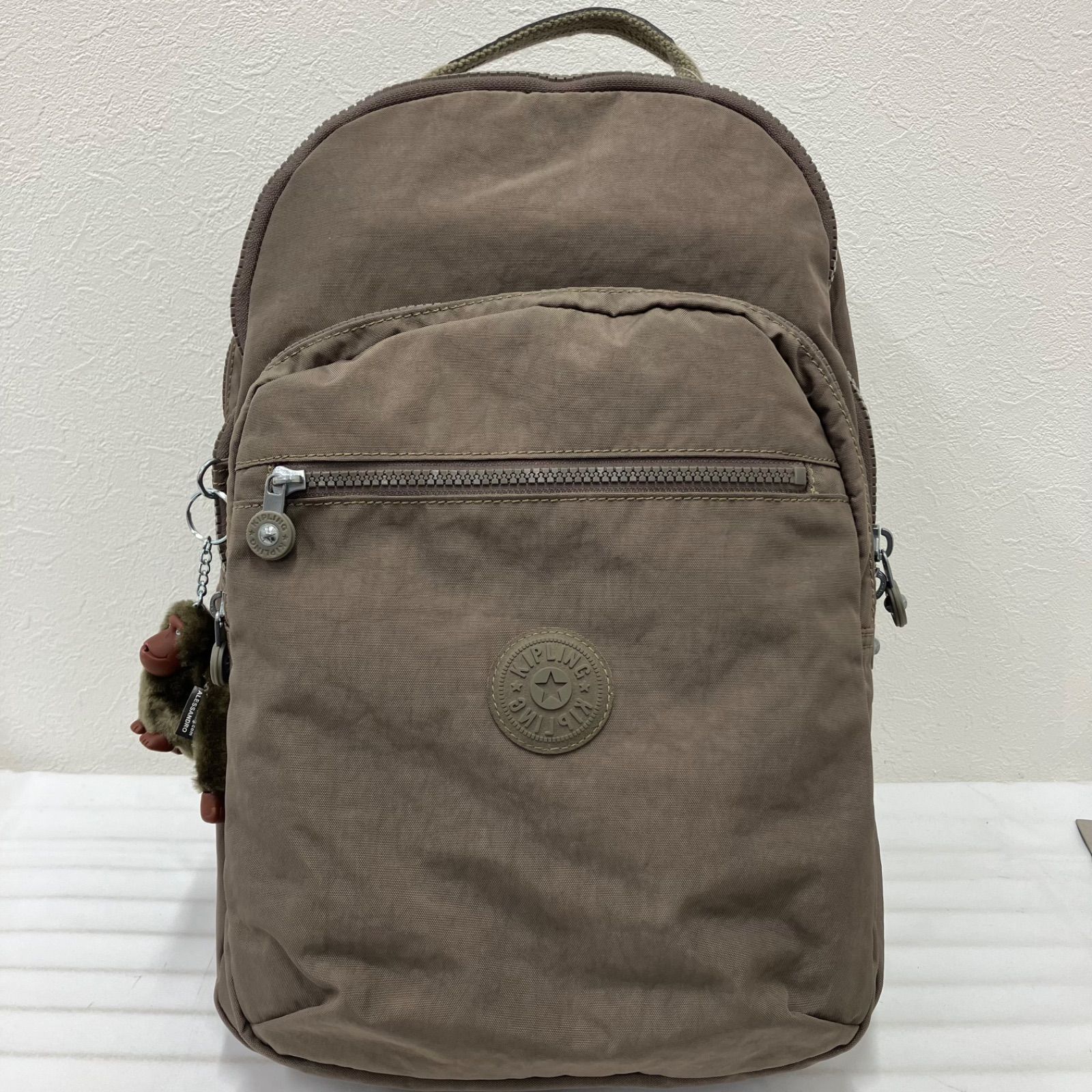 KIPLING ブラウンリュック モンキー付き 8331 KIPLING キプリング 