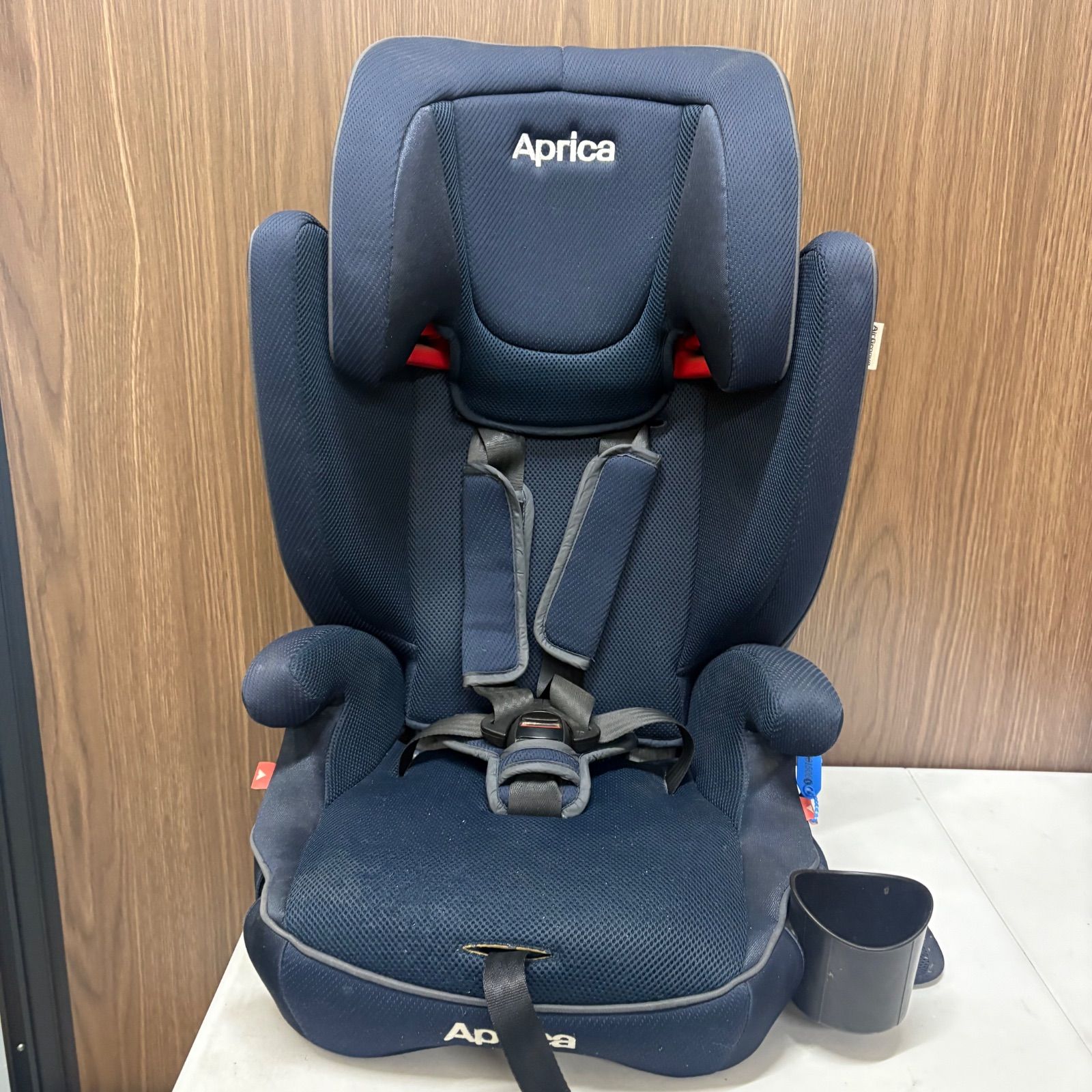 Aprica アップリカ エアグルーヴ ジュニアシート ネイビー - メルカリ