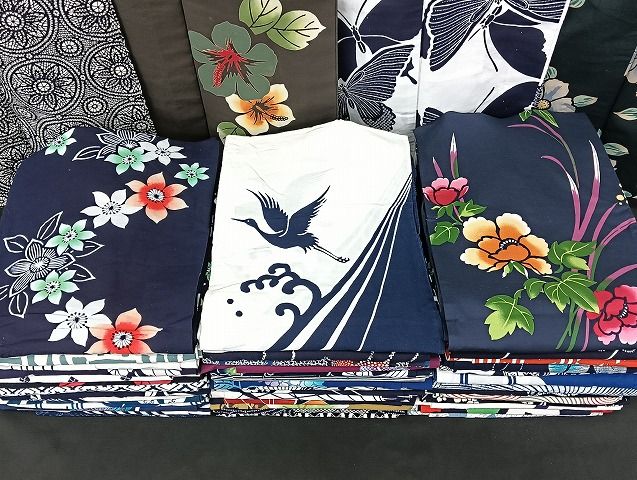 平和屋着物■浴衣 まとめて 45点 鶴 蝶 花柄 立波 型染め など 着用可能多数 未使用品あり mmm1051 平和屋着物□浴衣 まとめて 45点 鶴 蝶 花柄 立波 型染め など 着用