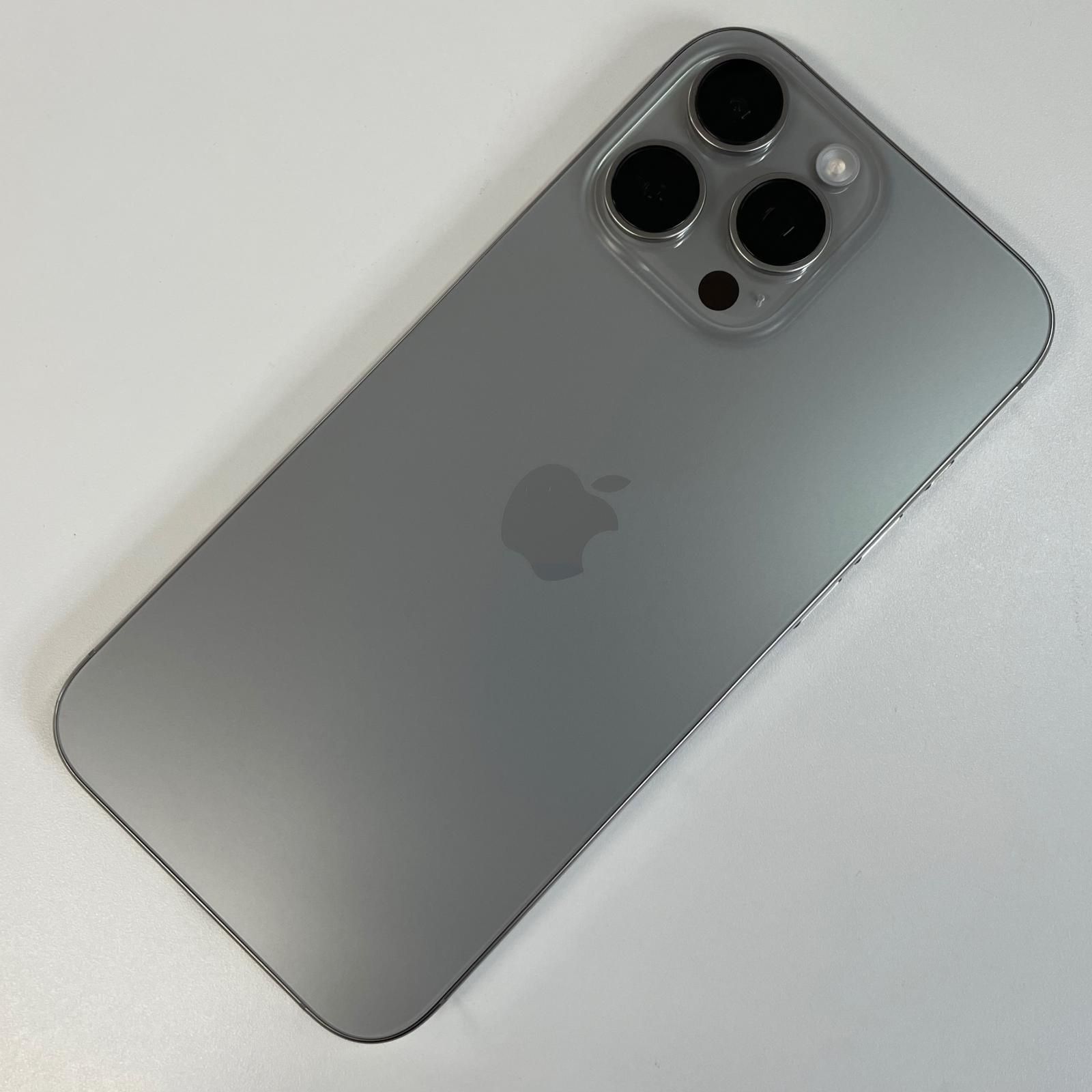 iPhone 16 Pro Max 256GB ナチュラルチタニウム SIMフリー - メルカリ