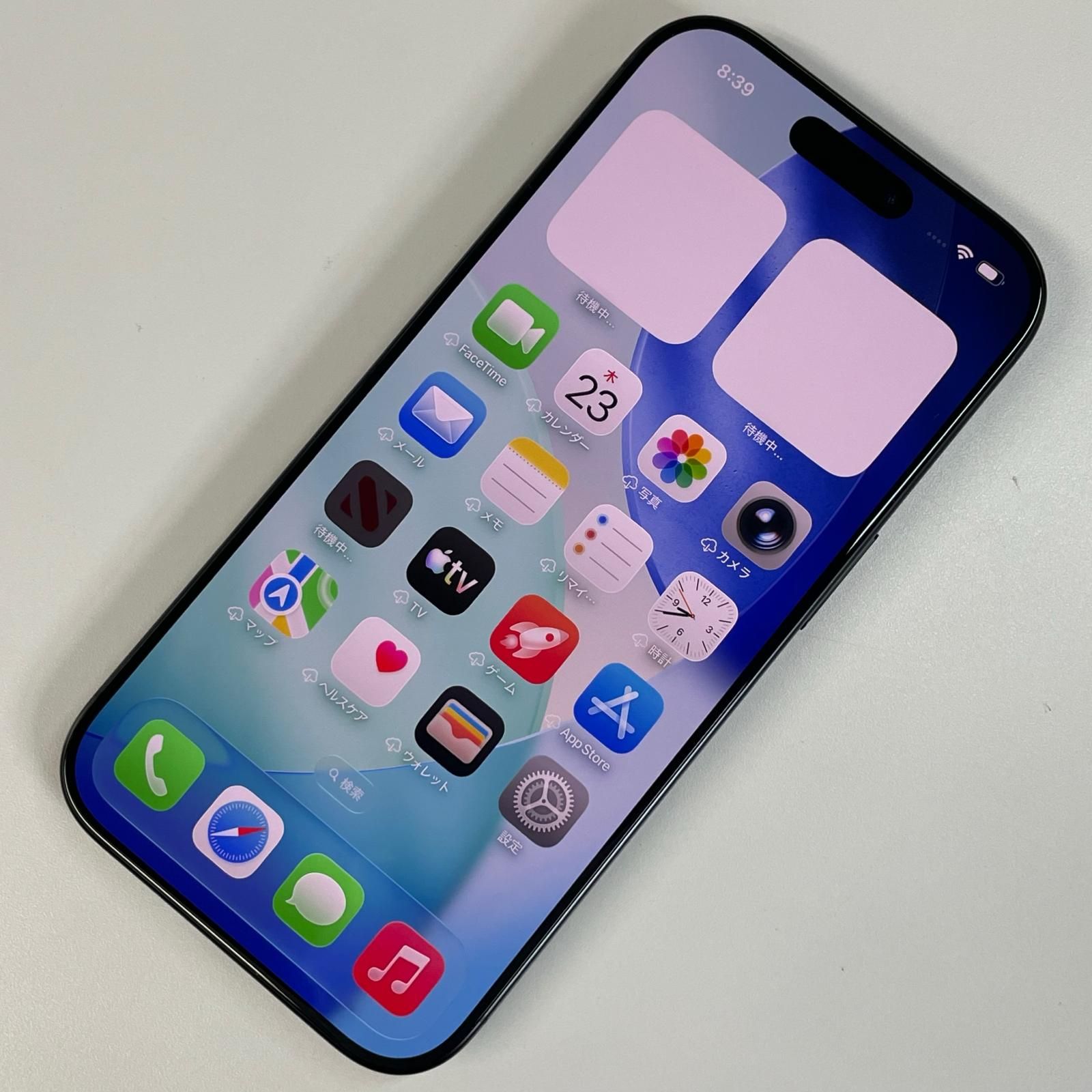 au iPhone 16 Pro 128GB ブラックチタニウム 中古 - メルカリ