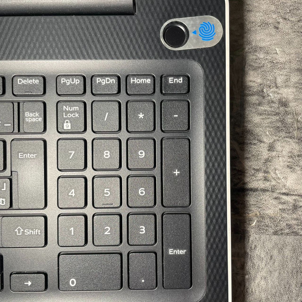 初期設定済】DELL Windows11 Office2024 SSDノートPC - メルカリ