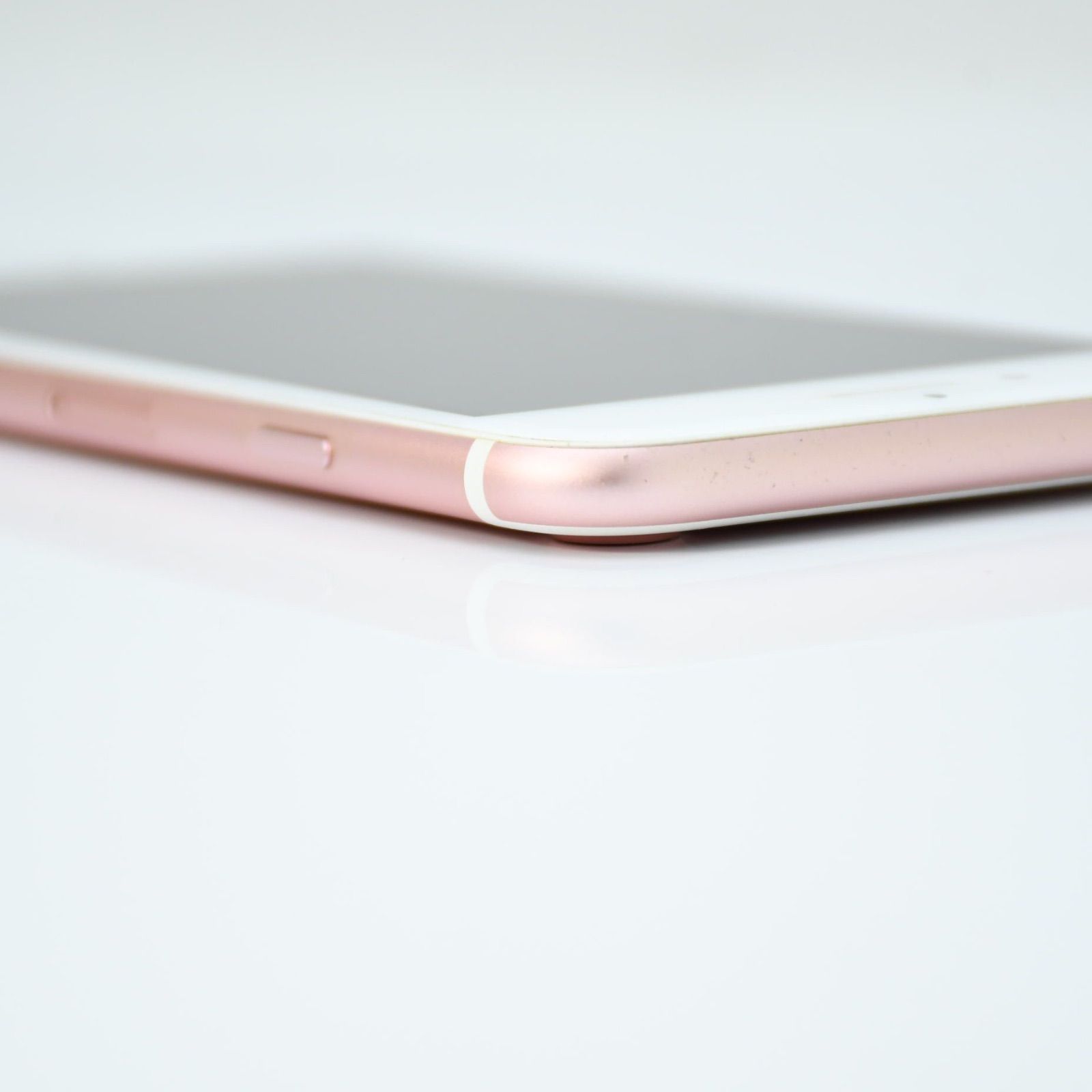 訳あり＊液晶美品】 docomo SIMフリー iPhone 7 128GB ローズゴールド