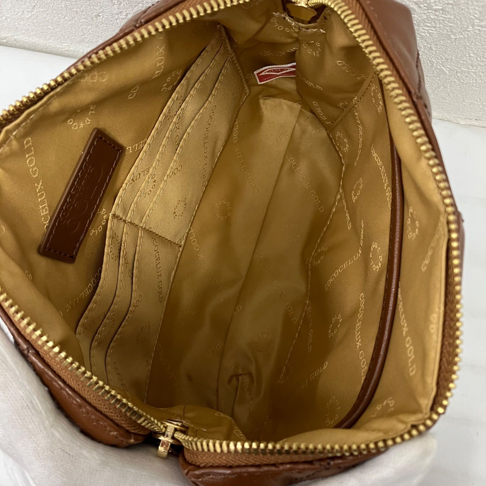 ココセリュックスゴールド2WAYショルダーバッグショルダーバックワンショルダーバッグ肩掛けバッグハンドバッグハンドバッグ鞄カバンかばんポーチセカンドバッグクラッチバッグ書類ケース書類鞄長財布小銭入れケースミンク灰色レザー本革牛革カード冊子保存袋レディース 楽天市場】ココセリュックスゴールド cococelux gold バッグの通販