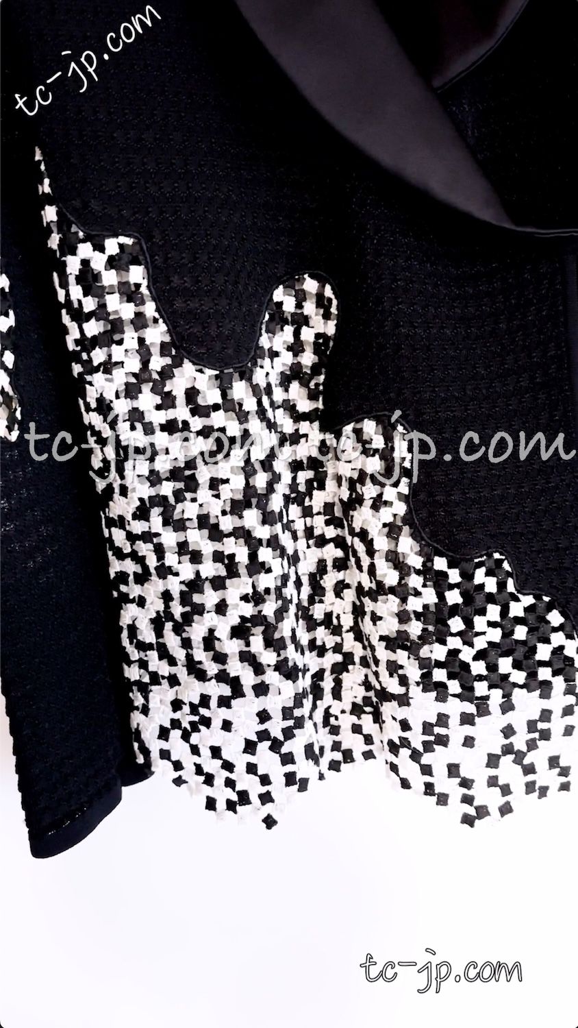 シャネル ジャケット ワンピース CHANEL ブラック ホワイト レース カーディガン セットアップ カール・ラガーフェルド 超美品 38 シャネル ジャケット ワンピース CHANEL ブラック ホワイト レース