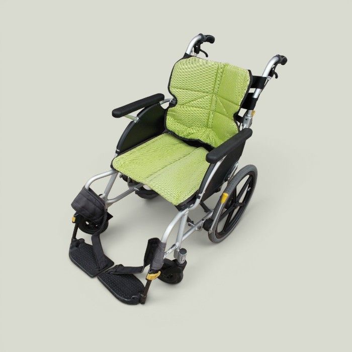 送料無料（一部地域を除く）　自走式車椅子　ネクストコアNEXT-21B-38 レッグサポート焼けあり　　ts-26-0424-04