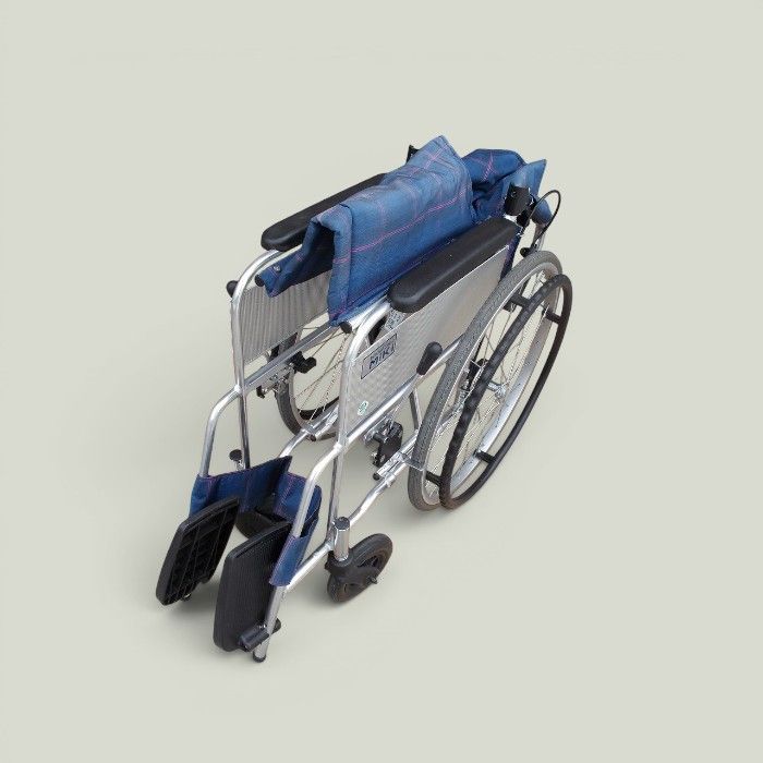 送料無料（一部地域を除く）ミキ　自走式車いす　MC-43KDB          ts-26-0424-09 送料無料（一部地域を除く）ミキ 自走式車いす MC-43KDB ts-26-0424-09
