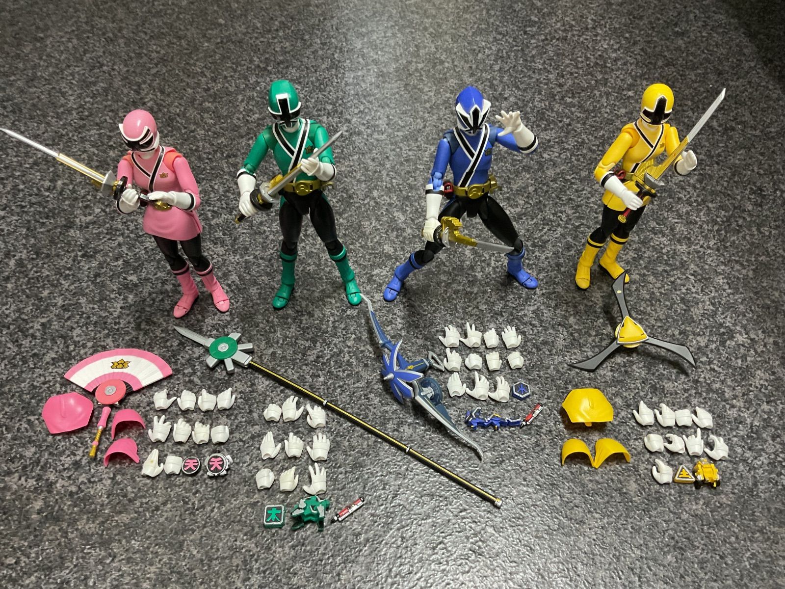 侍戦隊シンケンジャー S.H.Figuarts シンケンブルー&シンケンピンク 