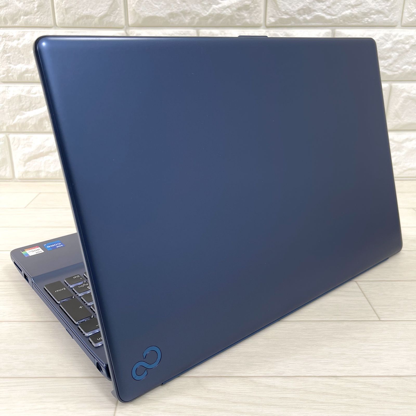 富士通 LIFEBOOK/Corei7/8GB/SSD512GB/Blu-ray 富士通（FUJITSU） ノートパソコン 新品 同様 windows11 Blu-ray 15.6