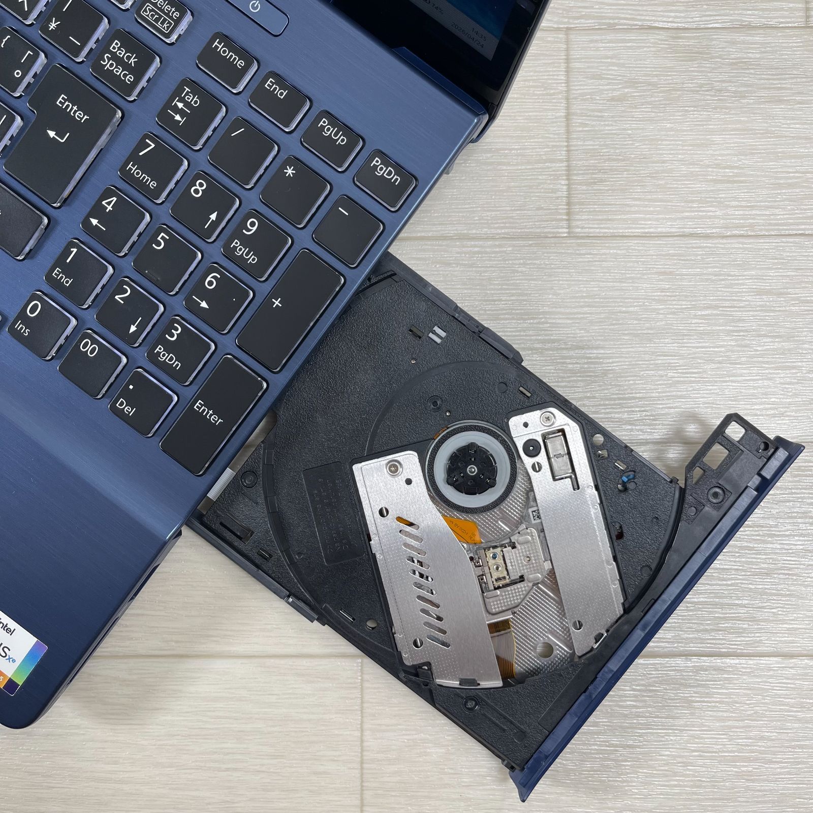 美品】富士通LIFEBOOK Corei7 第12世代 SSD512GB 16GB - メルカリ