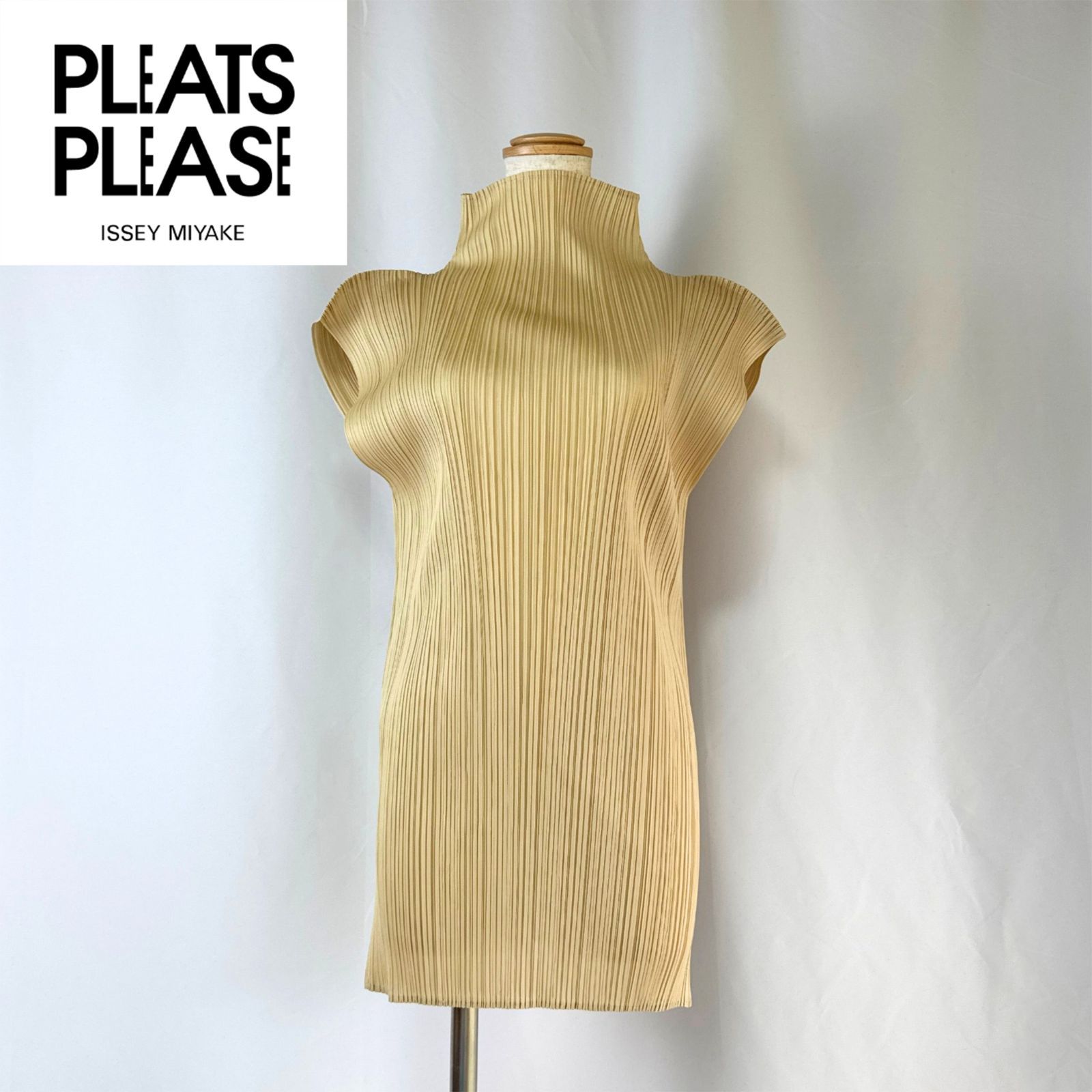 PLEATS PLEASE ISSEY MIYAKE ノースリーブチュニック - メルカリ