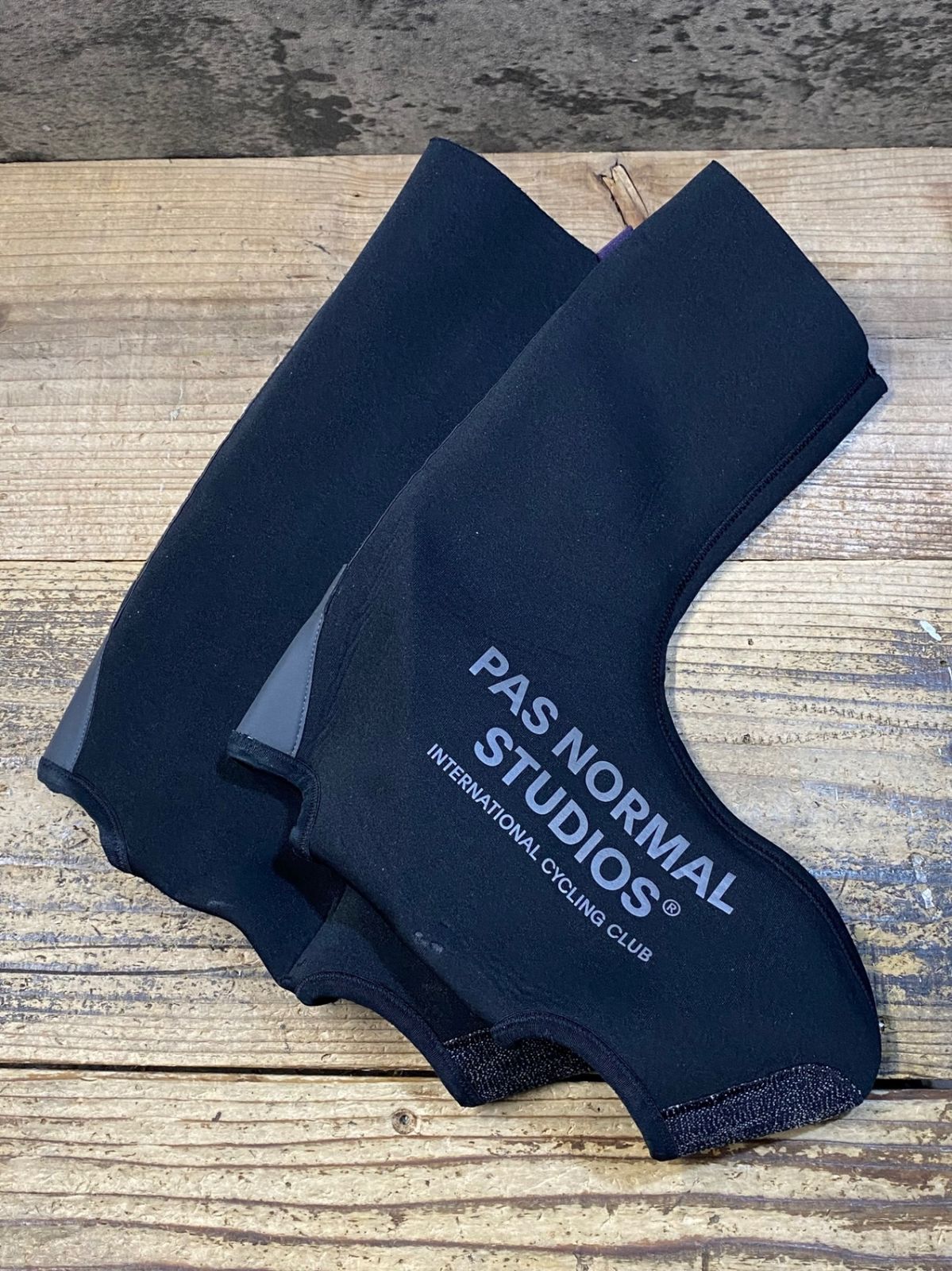 KA521 パスノーマルスタジオ PAS NORMAL STUDIOS LOGO HEAVY OVERSHOES シューズカバー 黒 L