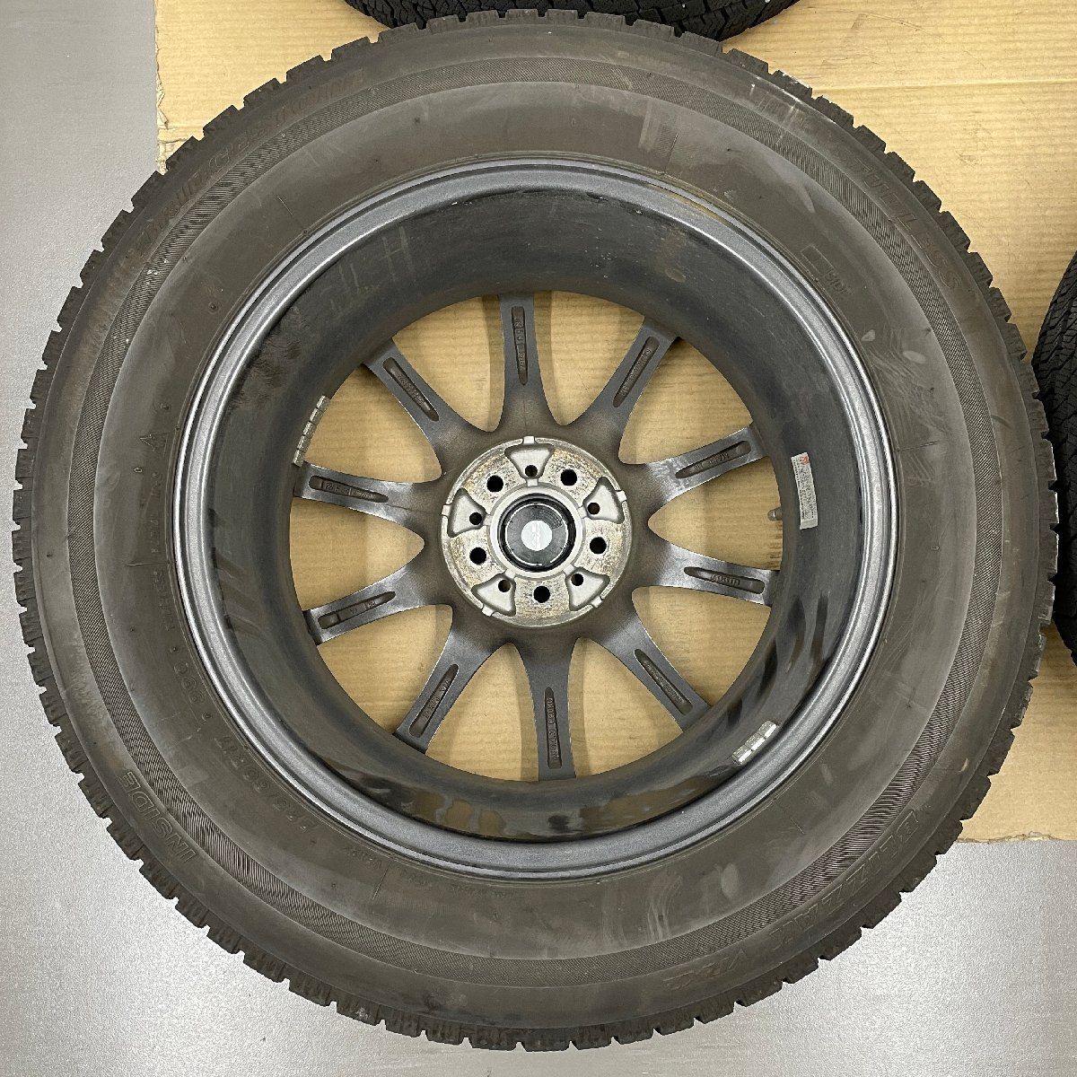5穴 PCD100 17インチ 7.0J ＋53 Φ73mm VELVA CHARGE 225/60R17 2022年 