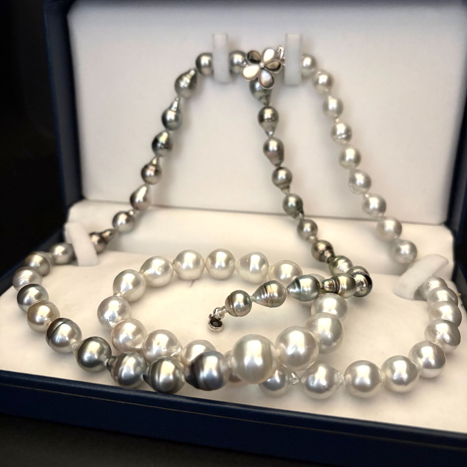 南洋真珠 白蝶×黒蝶】希少品 テリ最強 ダイヤモンド0.01ct パール 