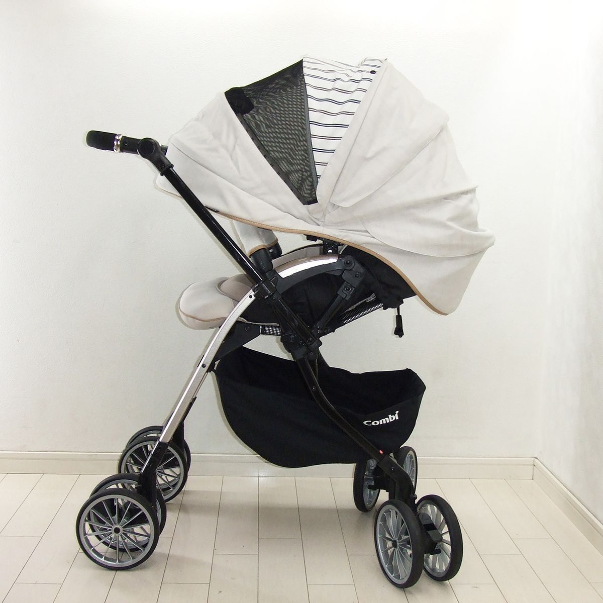 プレミアムおさがり】綺麗 ベビーカー コンビ Combi アンブレッタ