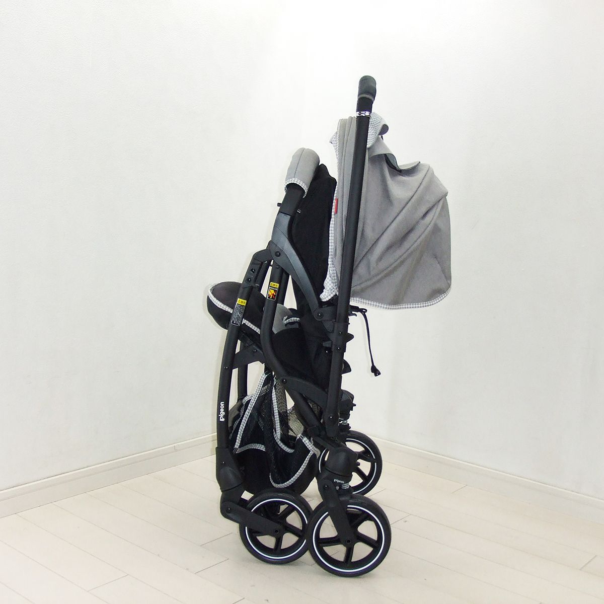 フレーム新品 タイヤ新品 美品 ベビーカー ピジョン ランフィ RB1Z