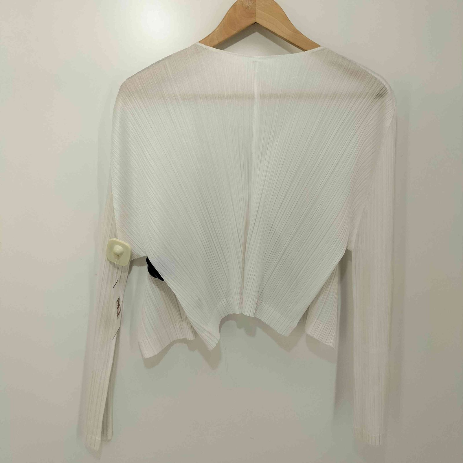 プリーツプリーズ　イッセイミヤケ　ドレープ　カーディガン　アイボリー PLEATS PLEASE ISSEY MIYAKE - プリーツプリーズ PLEATS PLEASE PP53