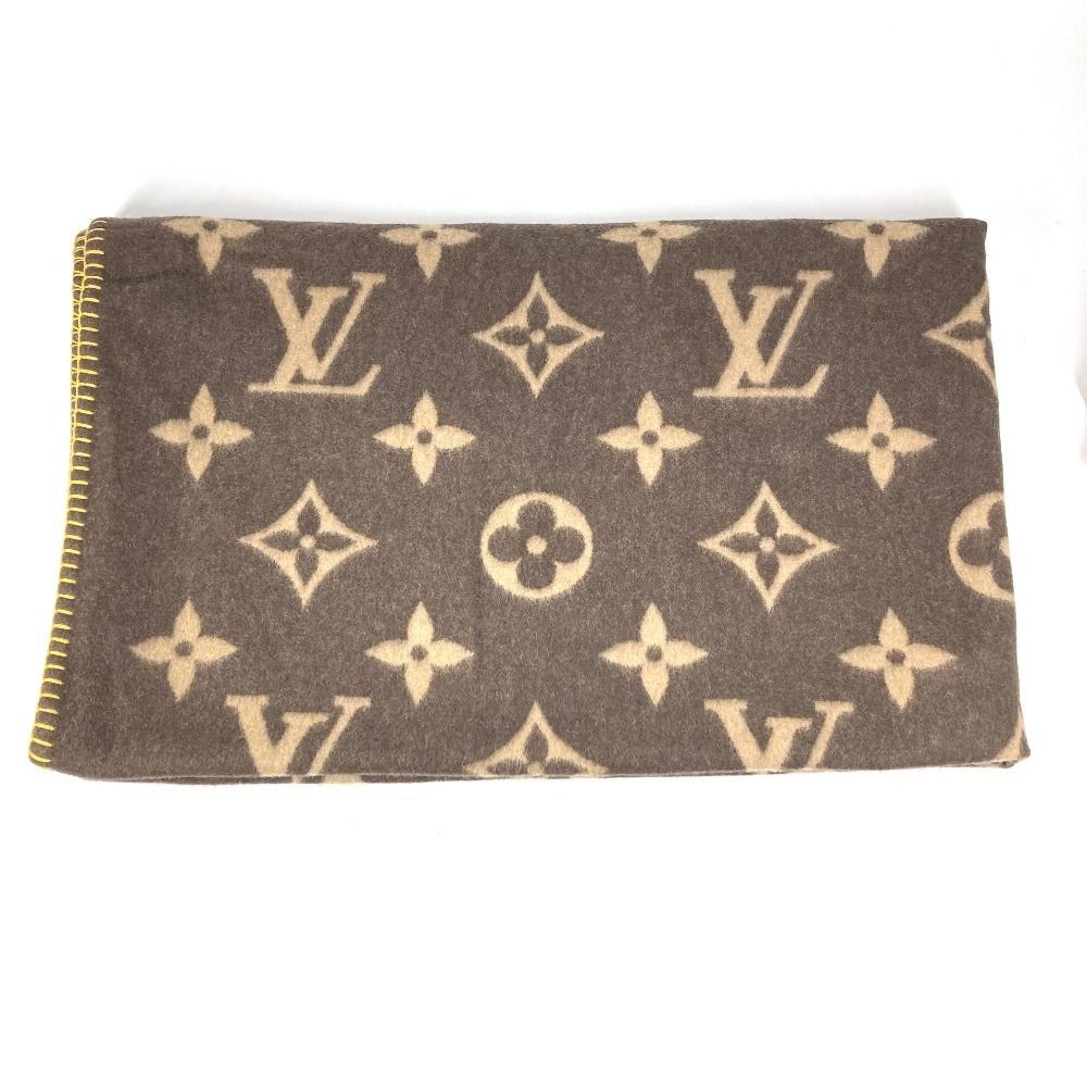 LOUIS VUITTON ルイヴィトン ブランケット ラグモノグラム M92067
