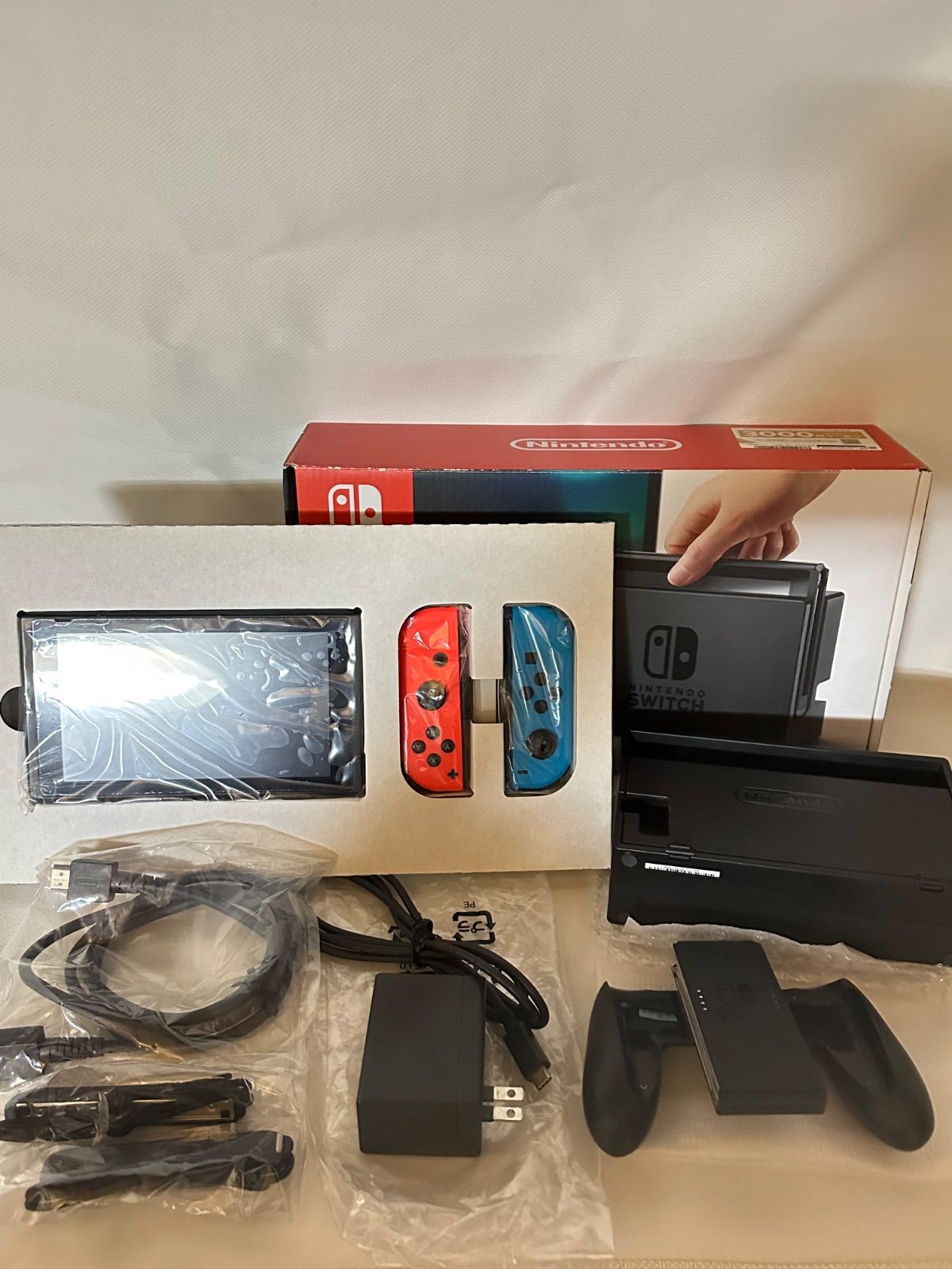 【美品】任天堂Switch 本体+α 美品 Switch