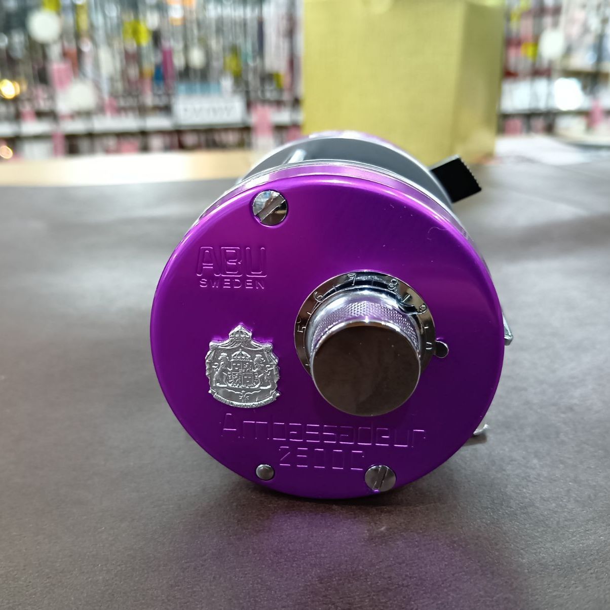 大宮宮原店 併売】ABU アブ アンバサダー 2500C Don Iovino パープル