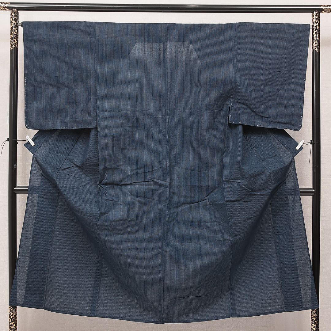 男着物 単衣 身丈147cm 裄丈67cm 正絹 Sランク カジュアル 棒衿 Lサイズ 居敷当て 縞 シック 落ち着き 紺系 RP 1224-16896