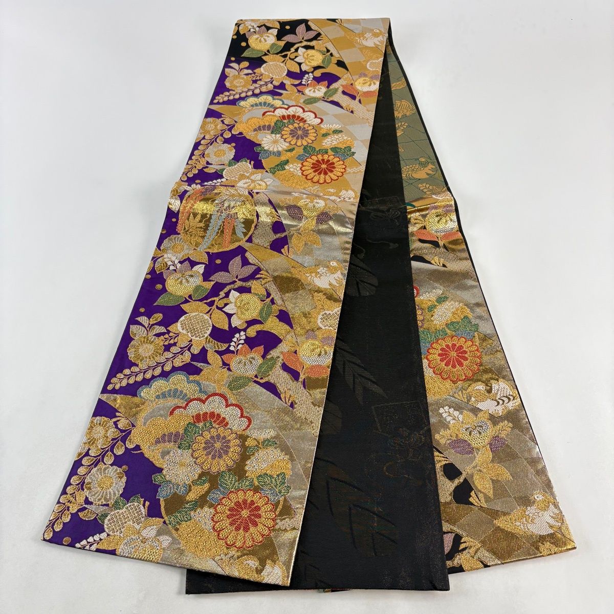 【美品】❤️正絹袋帯黒と金の花柄 袋帯 袋帯 秀品 花丸文 橘 金糸 箔 黒 六通 正絹 【中古】 - メルカリ