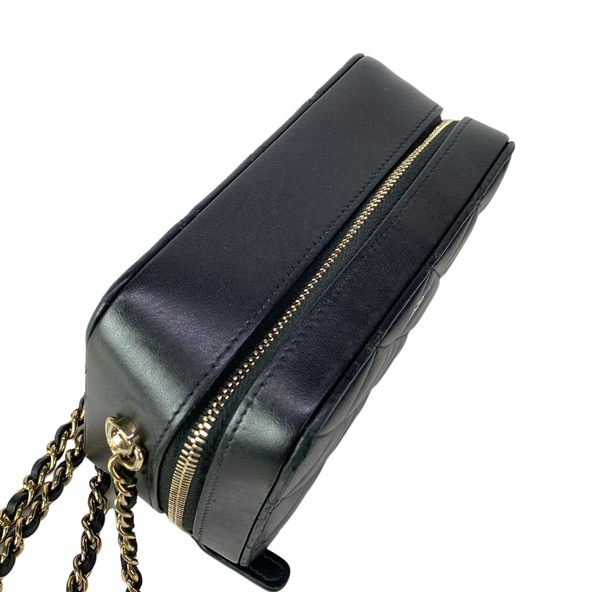 CHANEL(シャネル) ショルダーバッグ マトラッセ/ミニカメラバッグ AP2426 黒 チェーンショルダー/シルバーー金具/ミニカメラバッグ ラムスキン シャネル ショルダーバッグ マトラッセ/ミニカメラバッグ AP2426 黒
